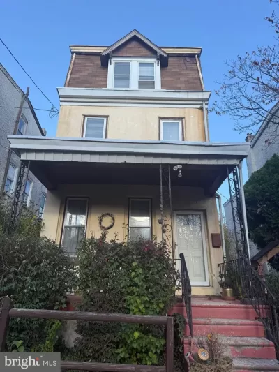 5BR House for Sale in Philadelphia, PA