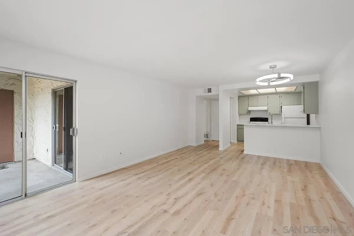 1BR Condo for Sale in San Diego, CA