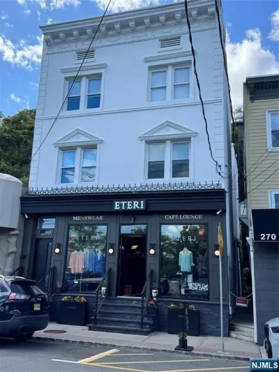 1BR Multi-Family for Rent in Edgewater, NJ
