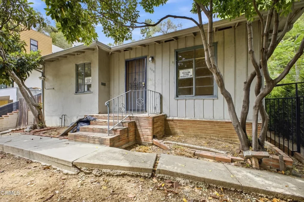 2BR House for Sale in South Pasadena, CA