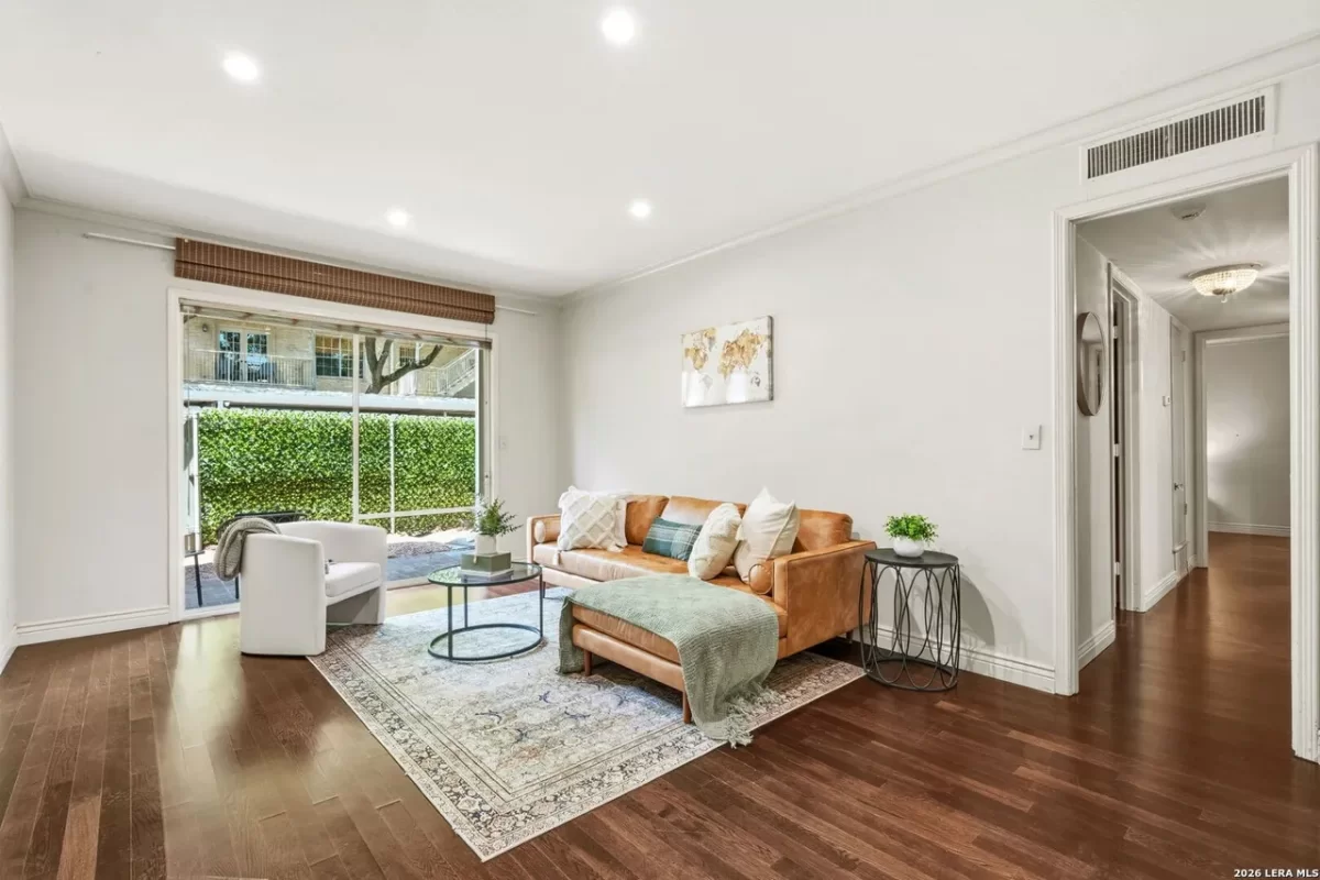 2BR House for Sale in San Antonio, TX