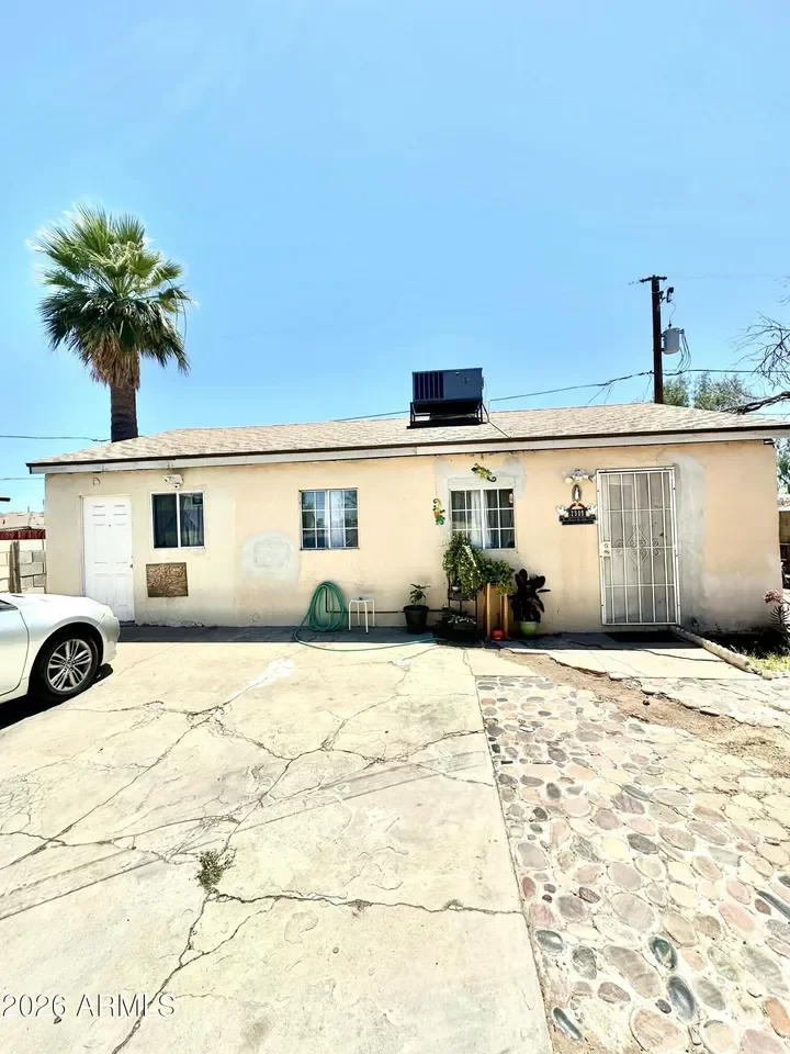 3BR Multi-Family for Sale in Phoenix, AZ