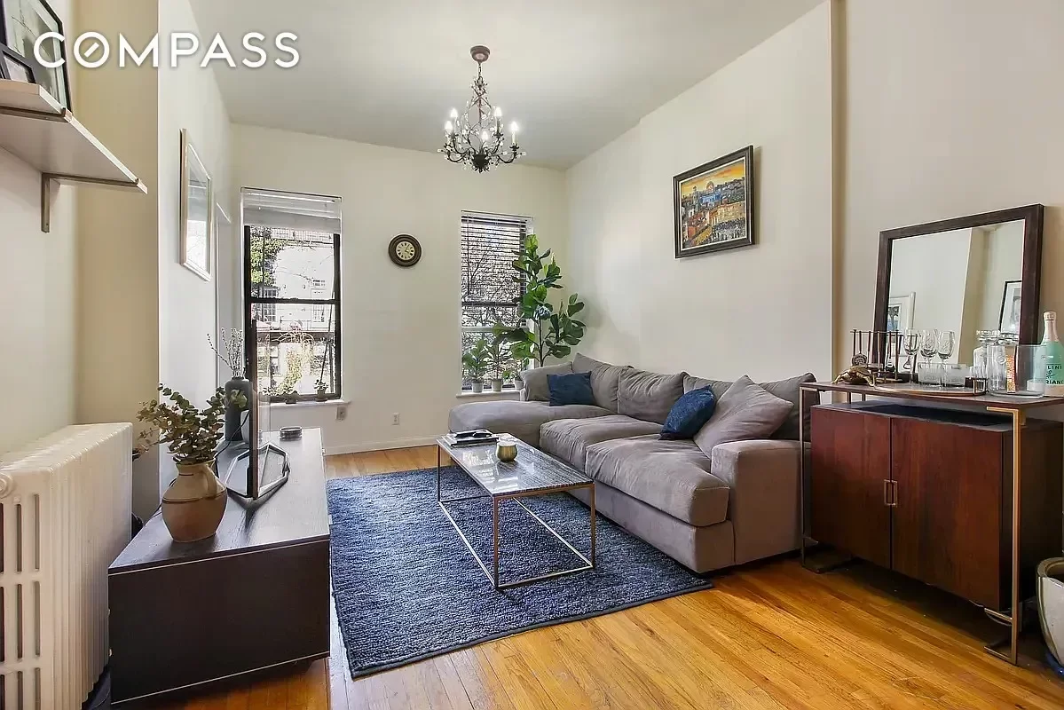 2BR House for Rent in Manhattan, NY