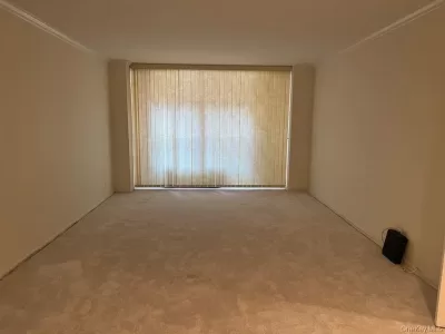 Condo for Sale in New York, NY