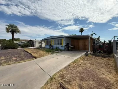 4BR Mobile Home for Sale in Phoenix, AZ