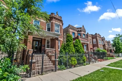 7BR Multi-Family for Sale in Chicago, IL