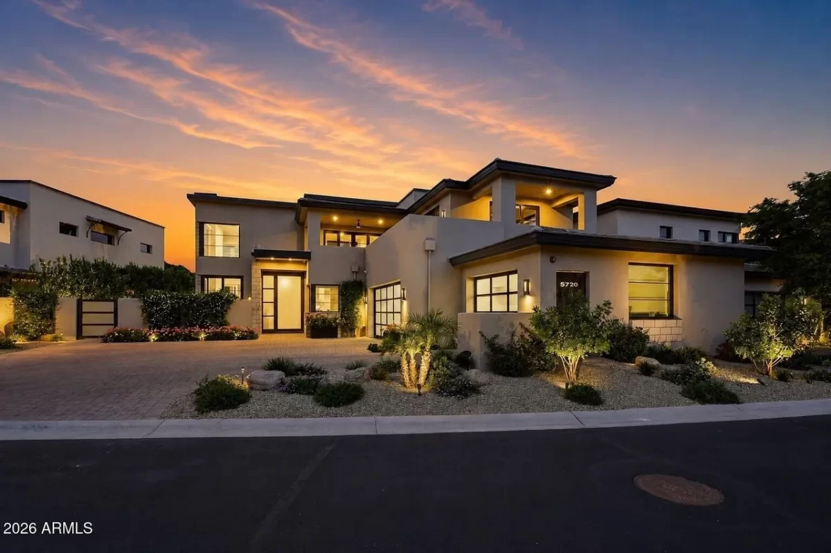 3BR House for Sale in Paradise Valley, AZ