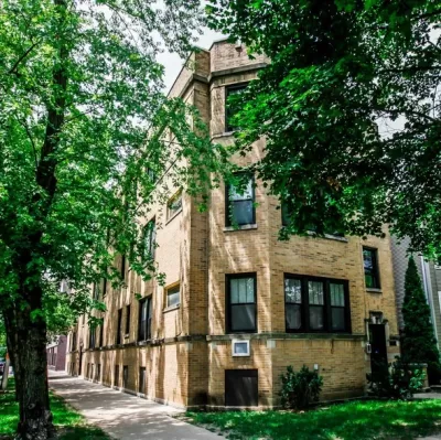 2BR Apartment for Rent in Chicago, IL