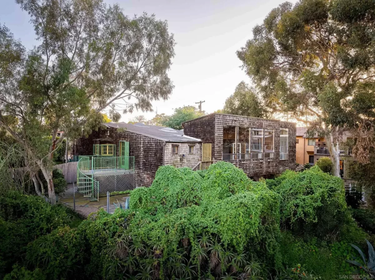 2BR House for Sale in San Diego, CA