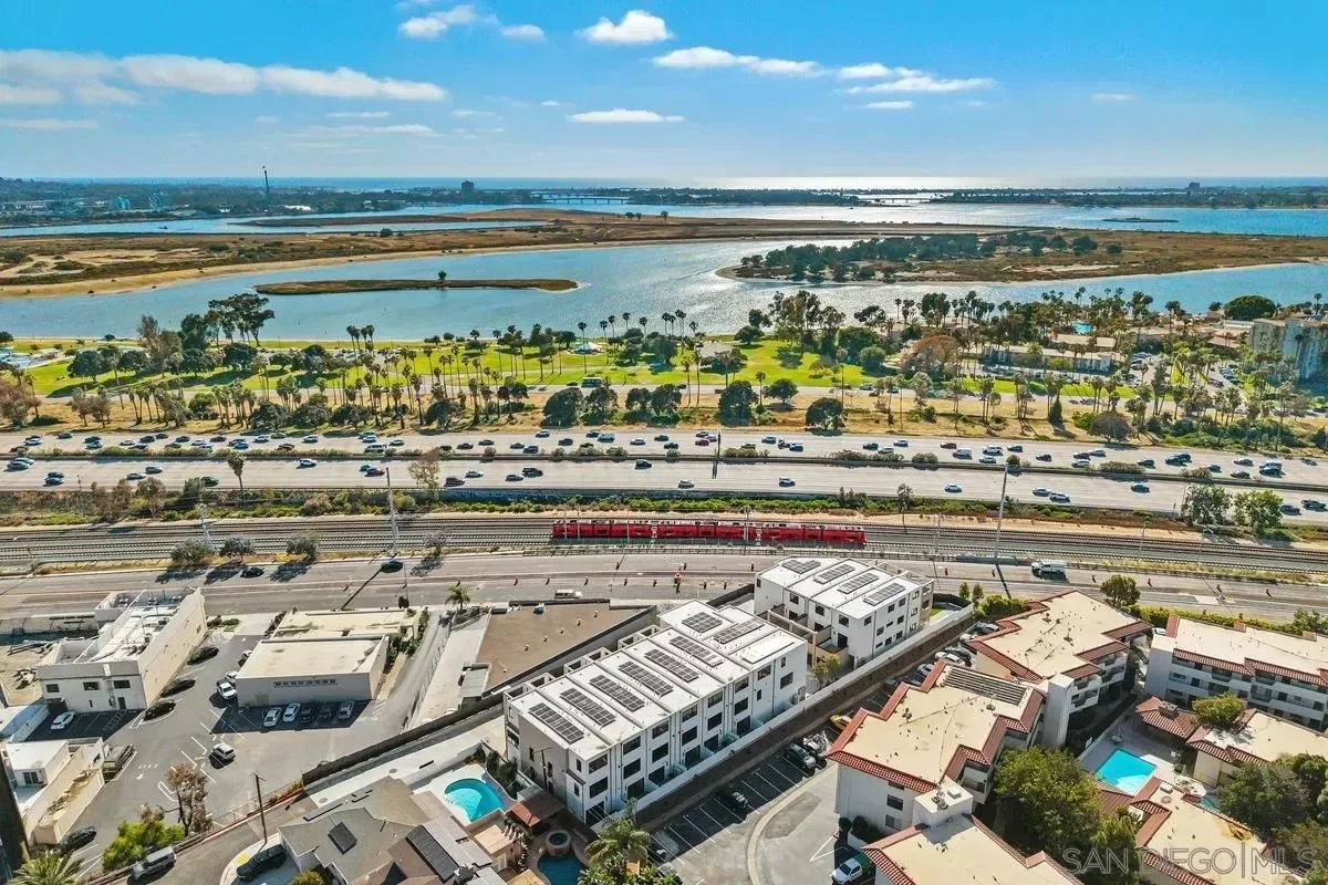 3BR Condo for Sale in San Diego, CA
