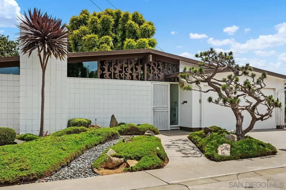 4BR House for Sale in San Diego, CA
