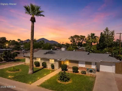 4BR House for Sale in Phoenix, AZ