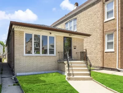 3BR House for Sale in Chicago, IL