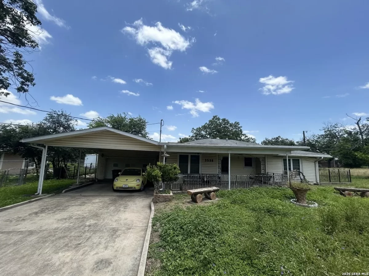 4BR House for Sale in San Antonio, TX