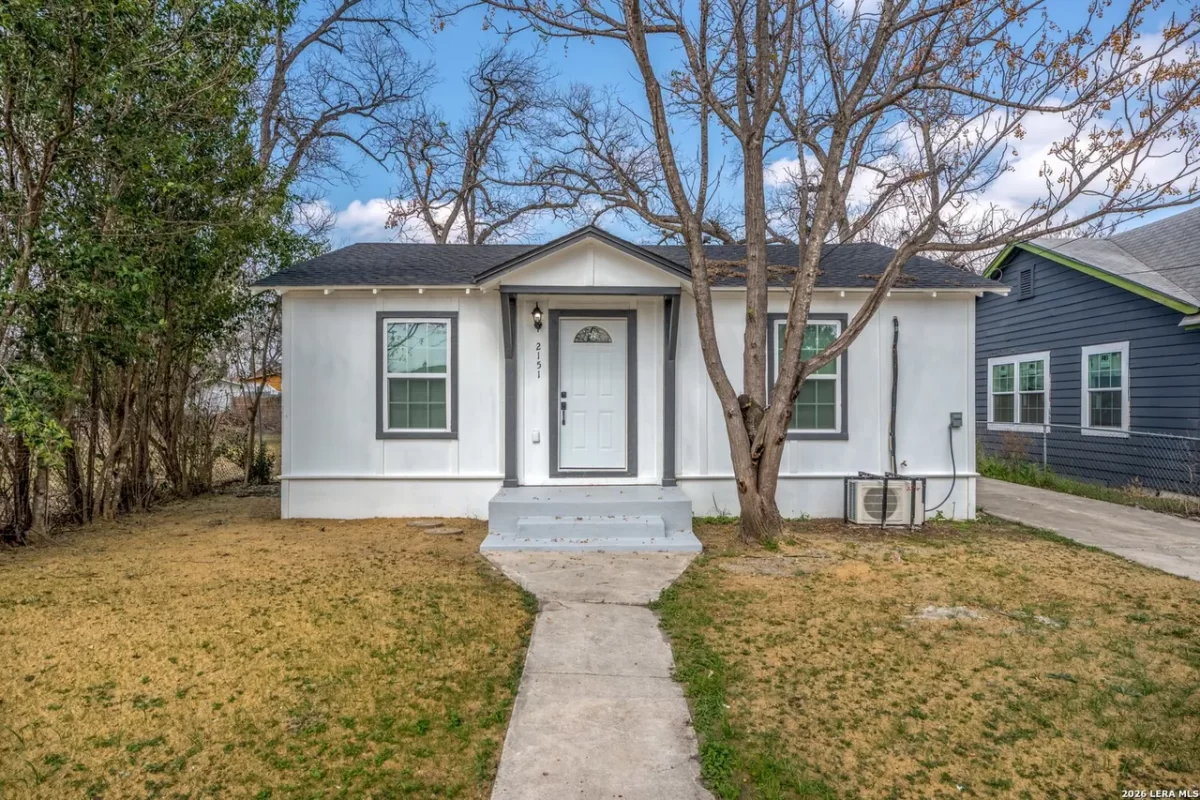 2BR House for Sale in San Antonio, TX