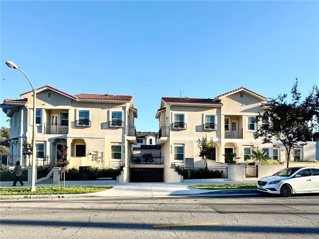 2BR Condo for Sale in Alhambra, CA