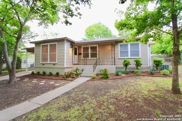3BR House for Rent in Terrell Hills, TX