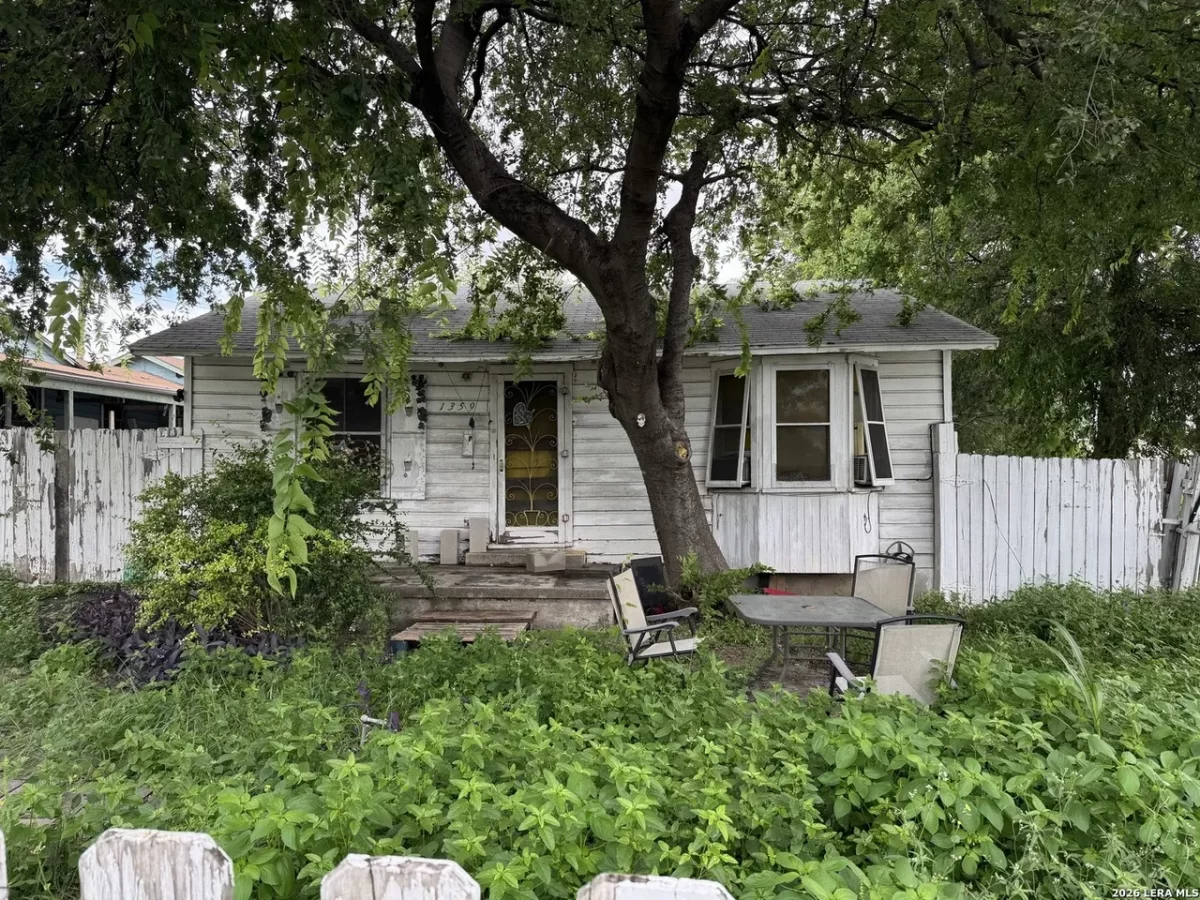 3BR House for Sale in San Antonio, TX