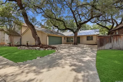 2BR House for Sale in San Antonio, TX