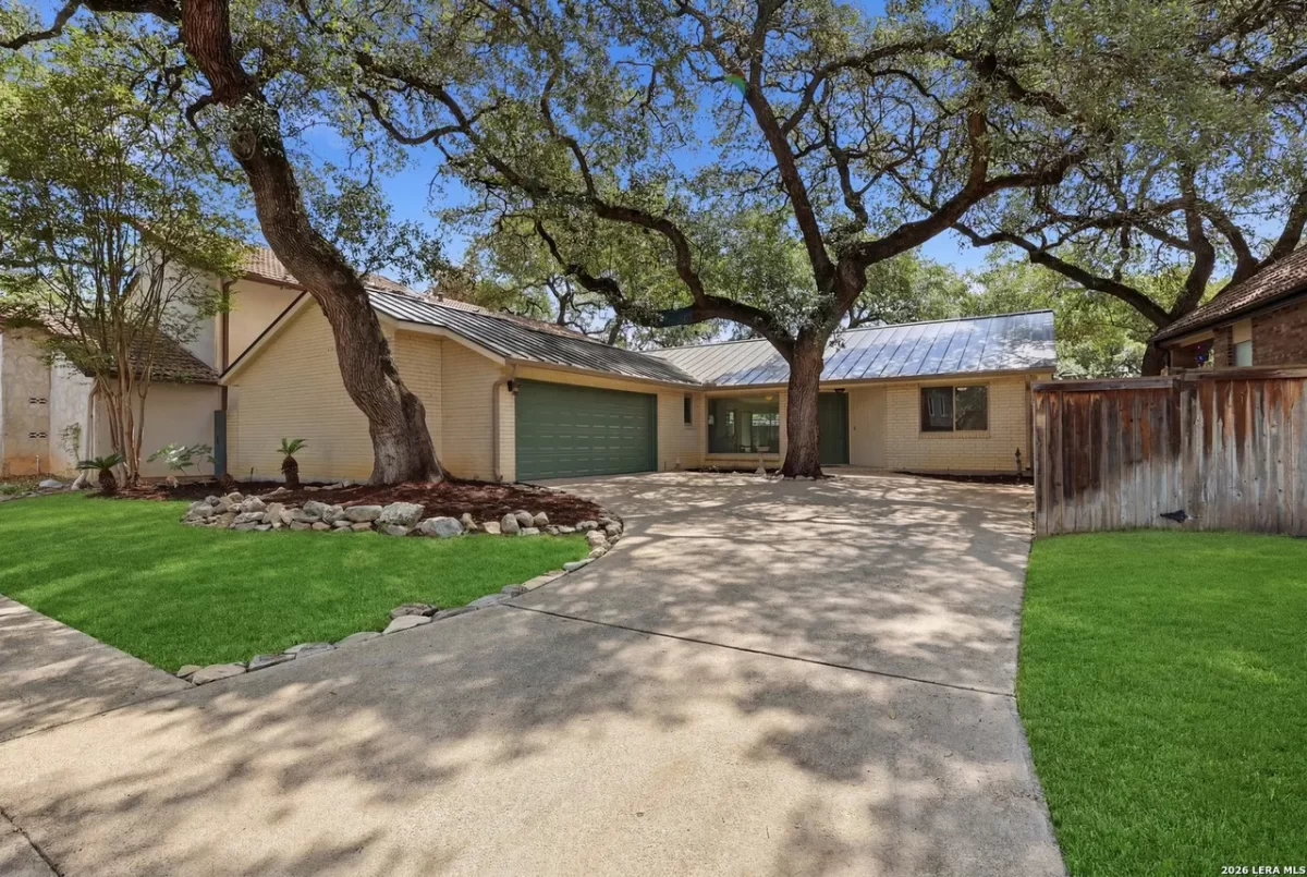 2BR House for Sale in San Antonio, TX