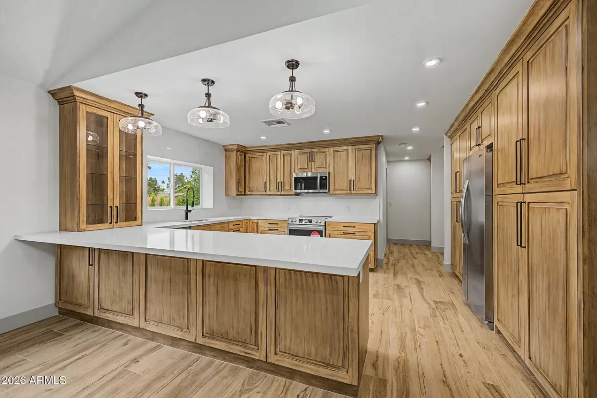 4BR House for Sale in Phoenix, AZ