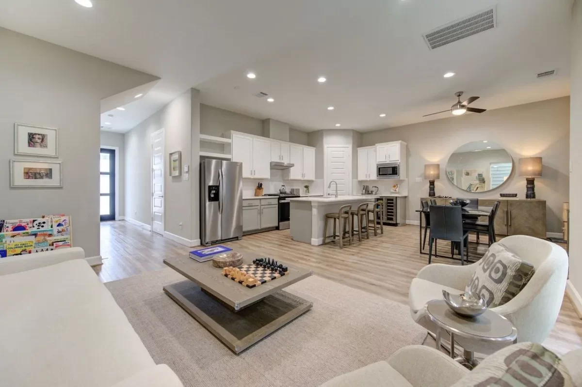 4BR House for Sale in Houston, TX