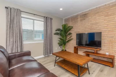 2BR Condo for Rent in Houston, TX