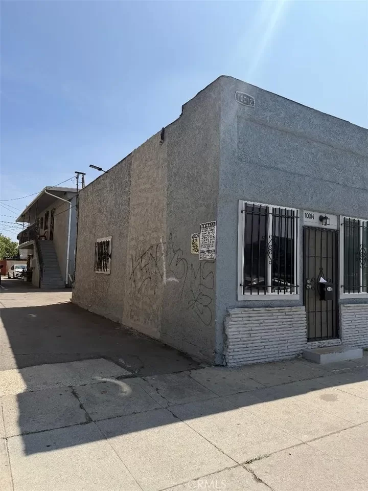 Multi-Family for Sale in Los Angeles, CA