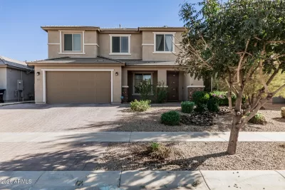 4BR House for Sale in Phoenix, AZ