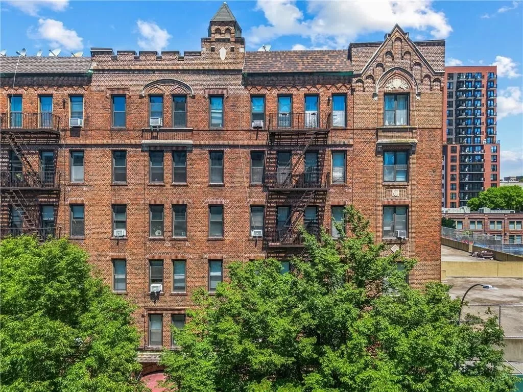 1BR Condo for Sale in Brooklyn, NY