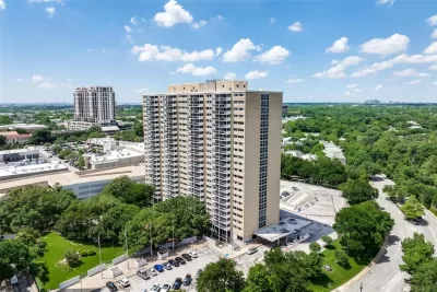 2BR Condo for Rent in Dallas, TX