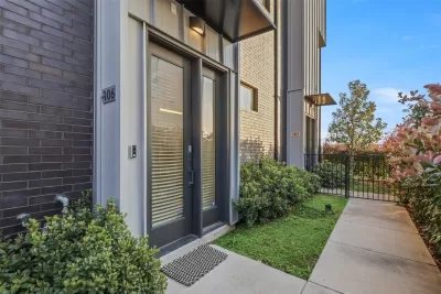 1BR Townhouse for Rent in Dallas, TX
