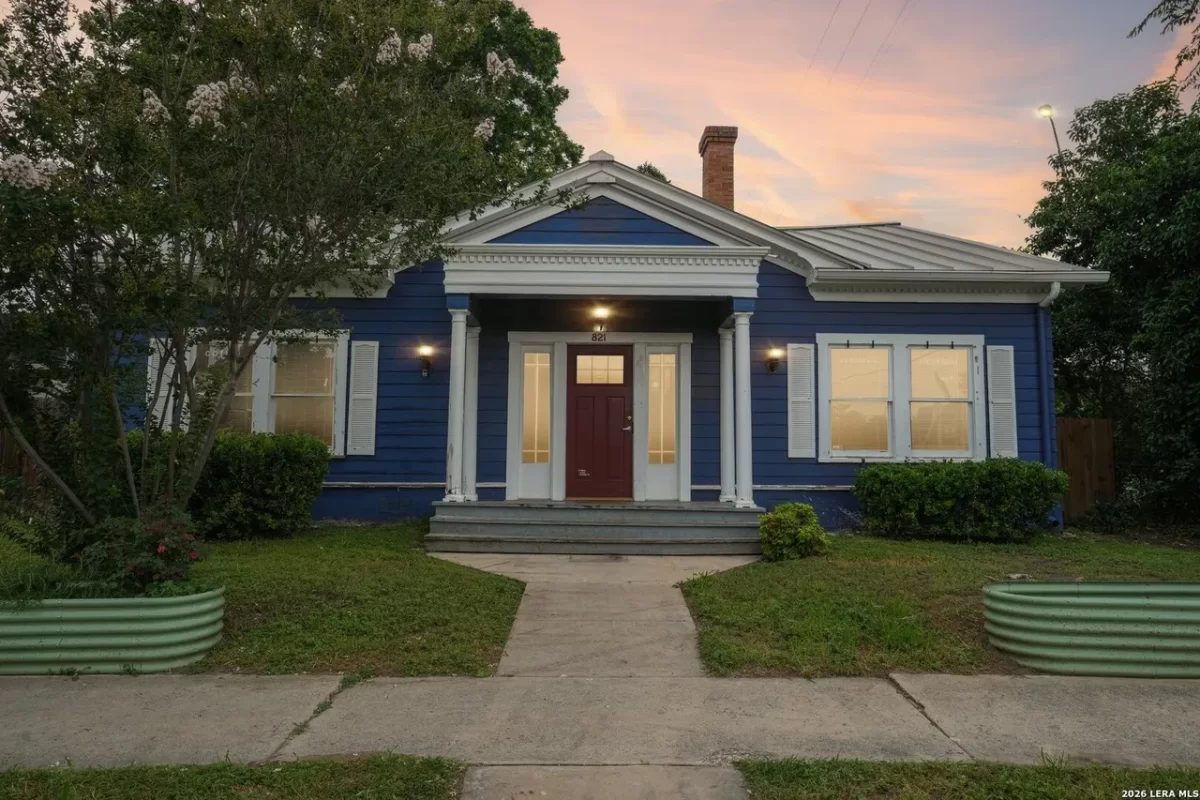 2BR House for Sale in San Antonio, TX