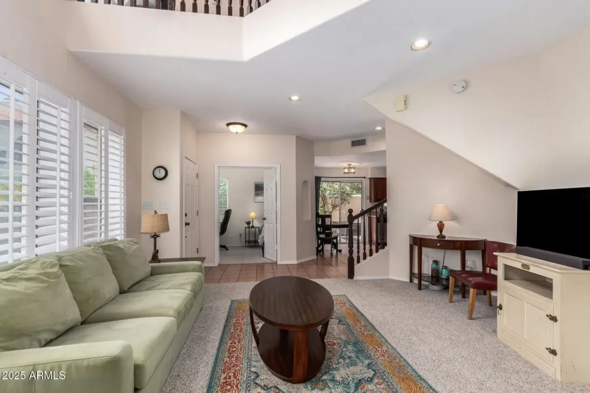 2BR Townhouse for Sale in Phoenix, AZ