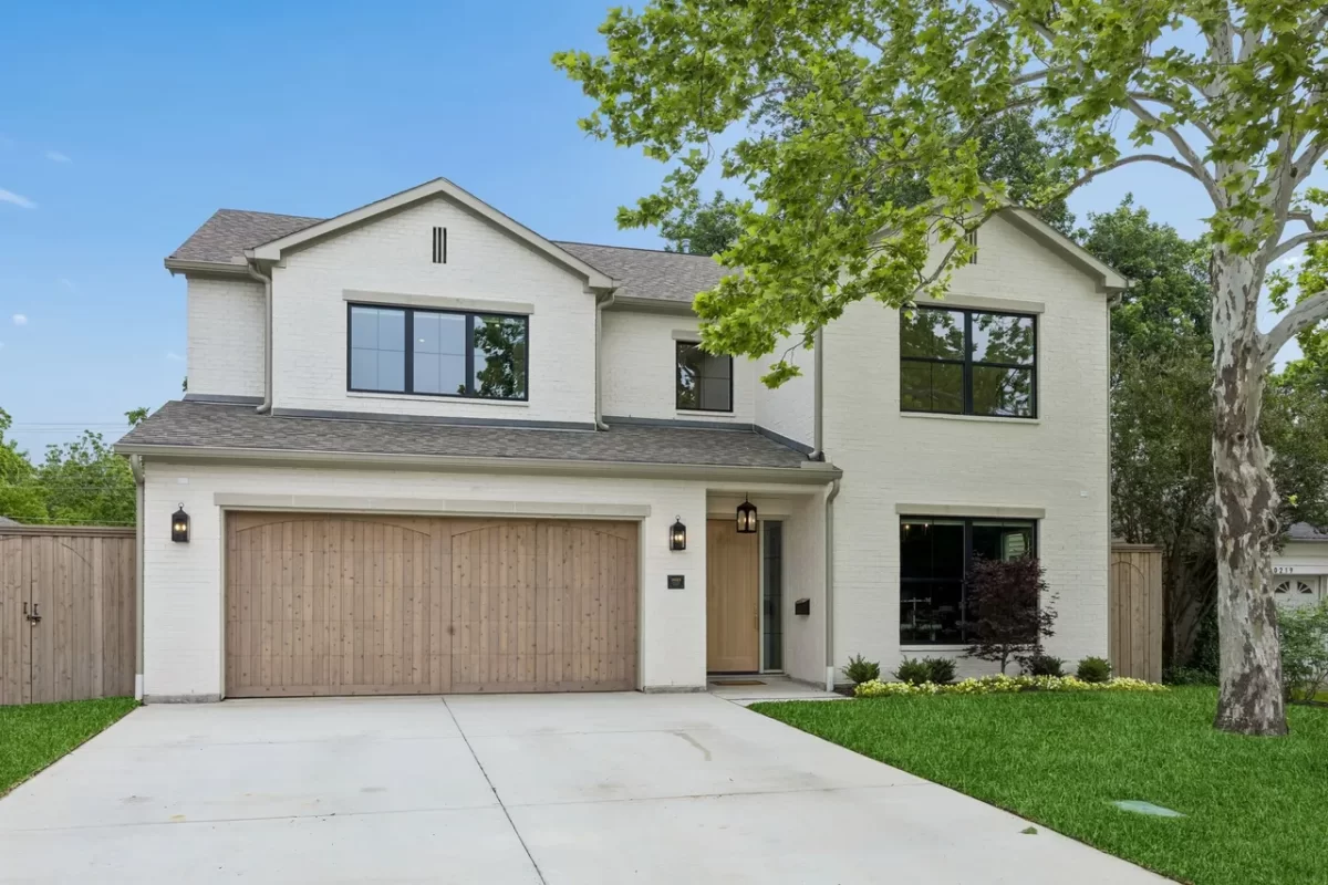 4BR House for Sale in Dallas, TX