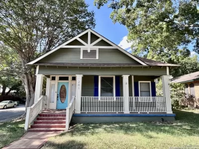 2BR House for Rent in San Antonio, TX