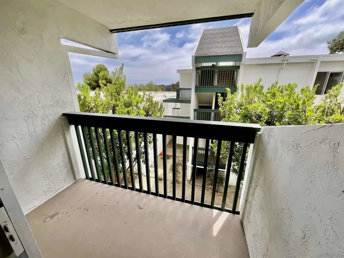 Condo for Sale in San Diego, CA