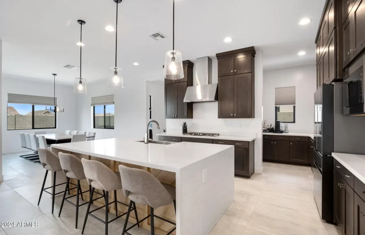 4BR House for Rent in Phoenix, AZ