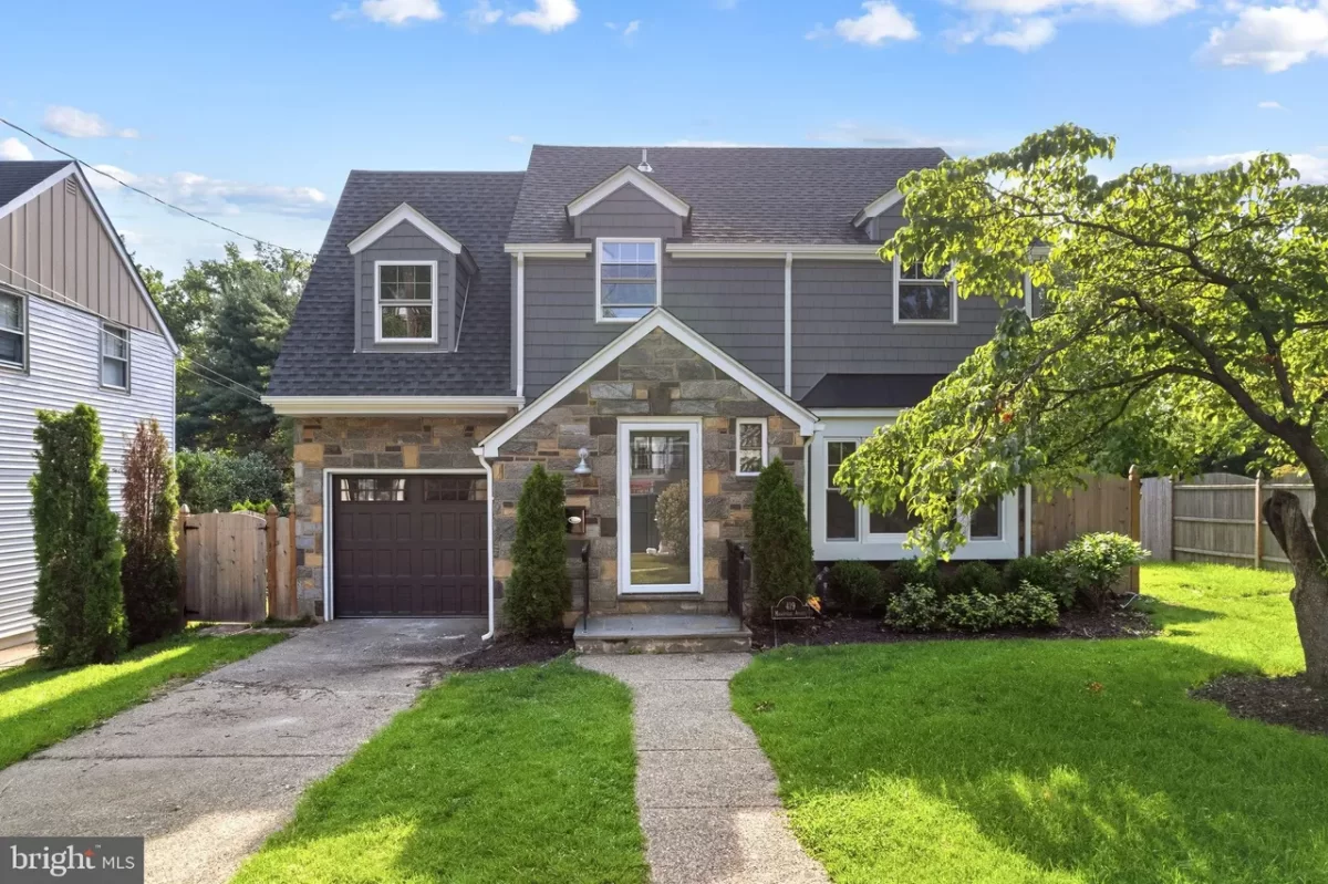 4BR House for Sale in Haddonfield, NJ