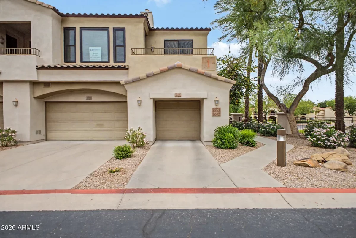 2BR Townhouse for Sale in Phoenix, AZ
