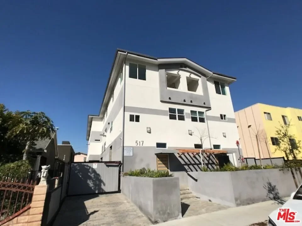 15BR Multi-Family for Sale in Los Angeles, CA
