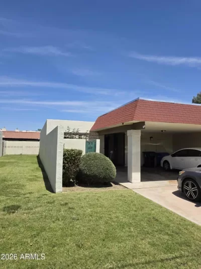 2BR Townhouse for Sale in Phoenix, AZ