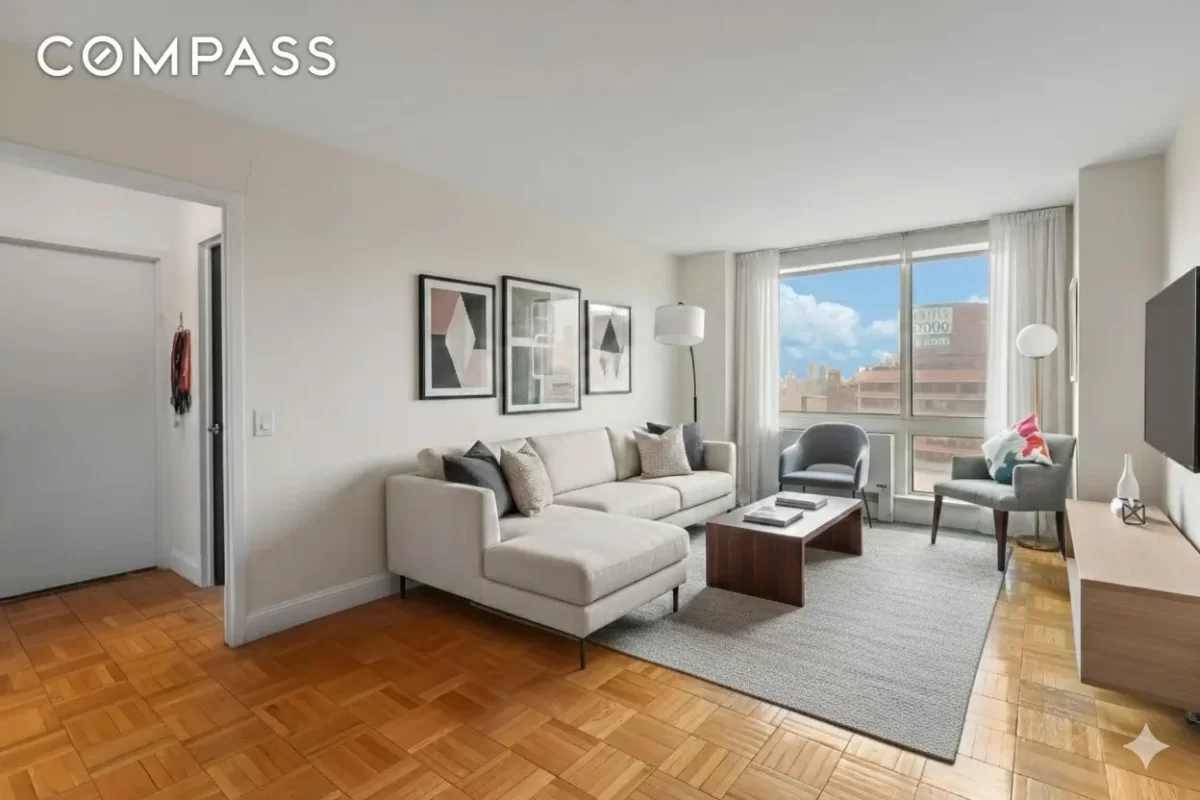 1BR House for Sale in Manhattan, NY