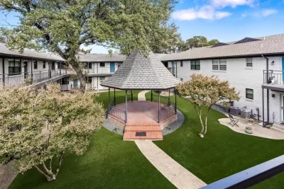 2BR Condo for Rent in Dallas, TX