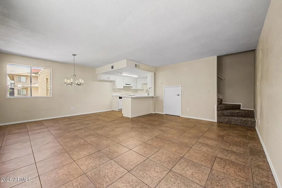 2BR Townhouse for Sale in Phoenix, AZ