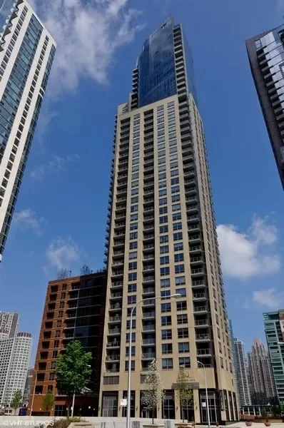 3BR Condo for Rent in Chicago, IL