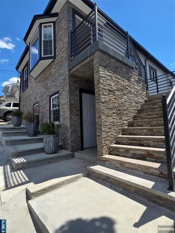 4BR Apartment for Rent in North Bergen, NJ