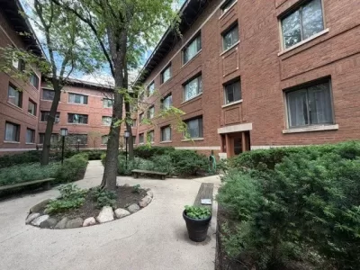 2BR Condo for Rent in Chicago, IL