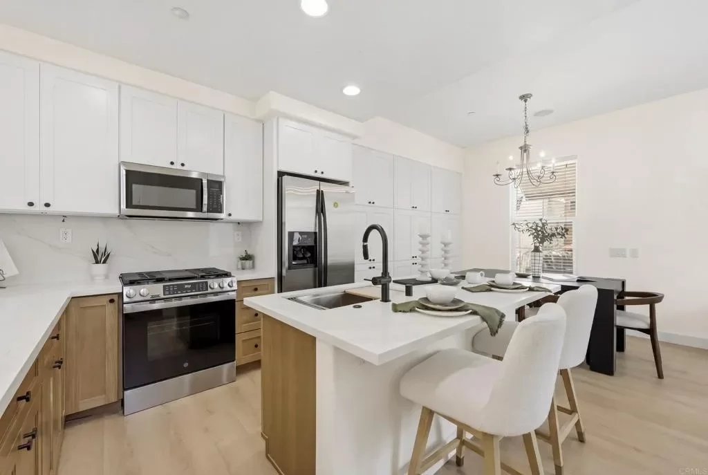 3BR Condo for Sale in San Diego, CA