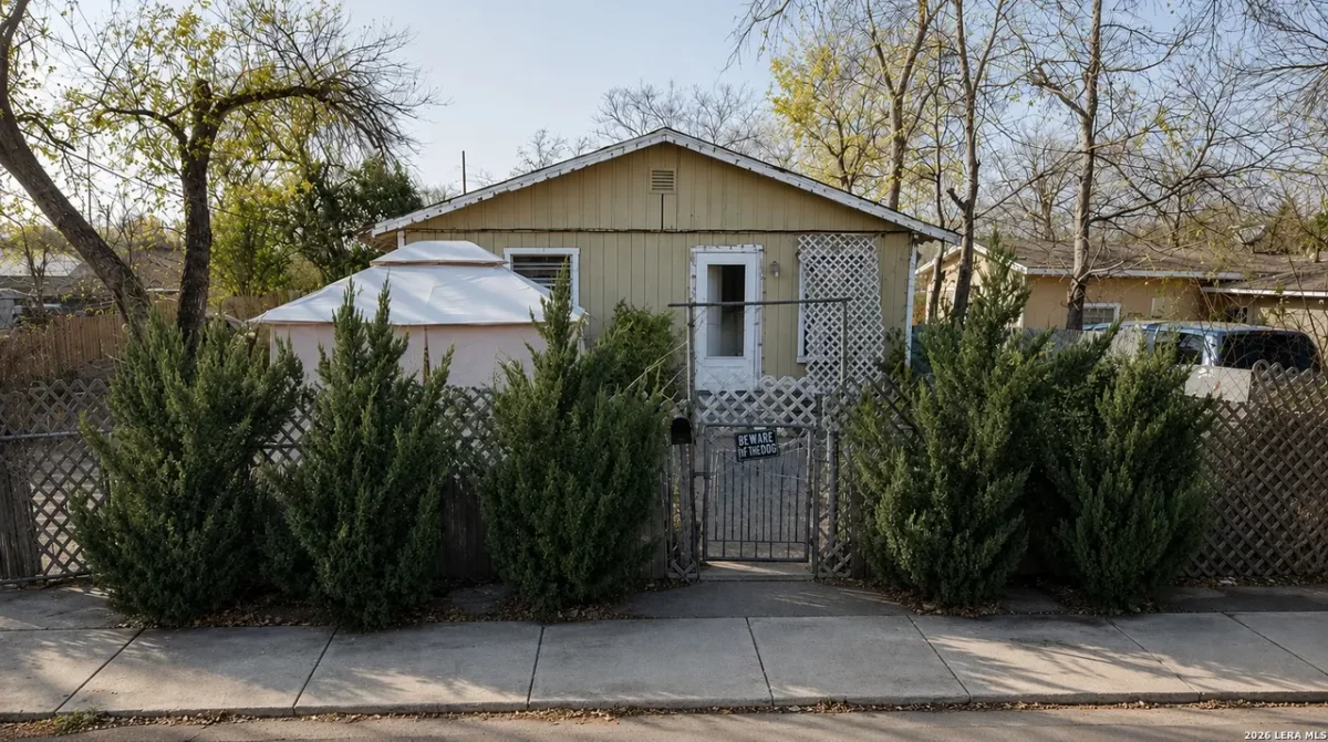 3BR House for Sale in San Antonio, TX